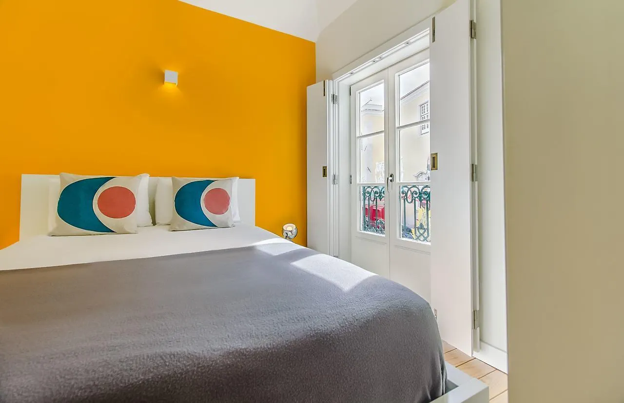Design Apartment In Typical Alfama Lisbon