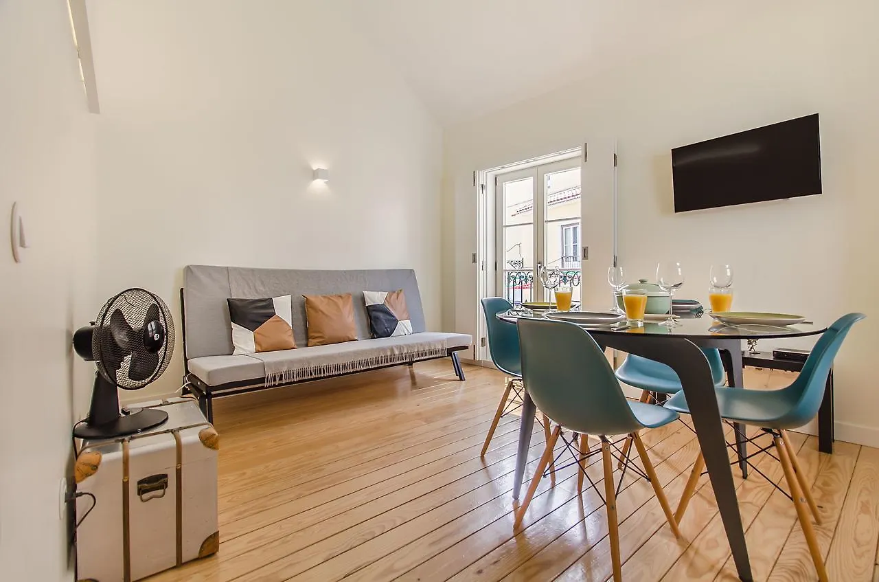 Design Apartment In Typical Alfama contacts